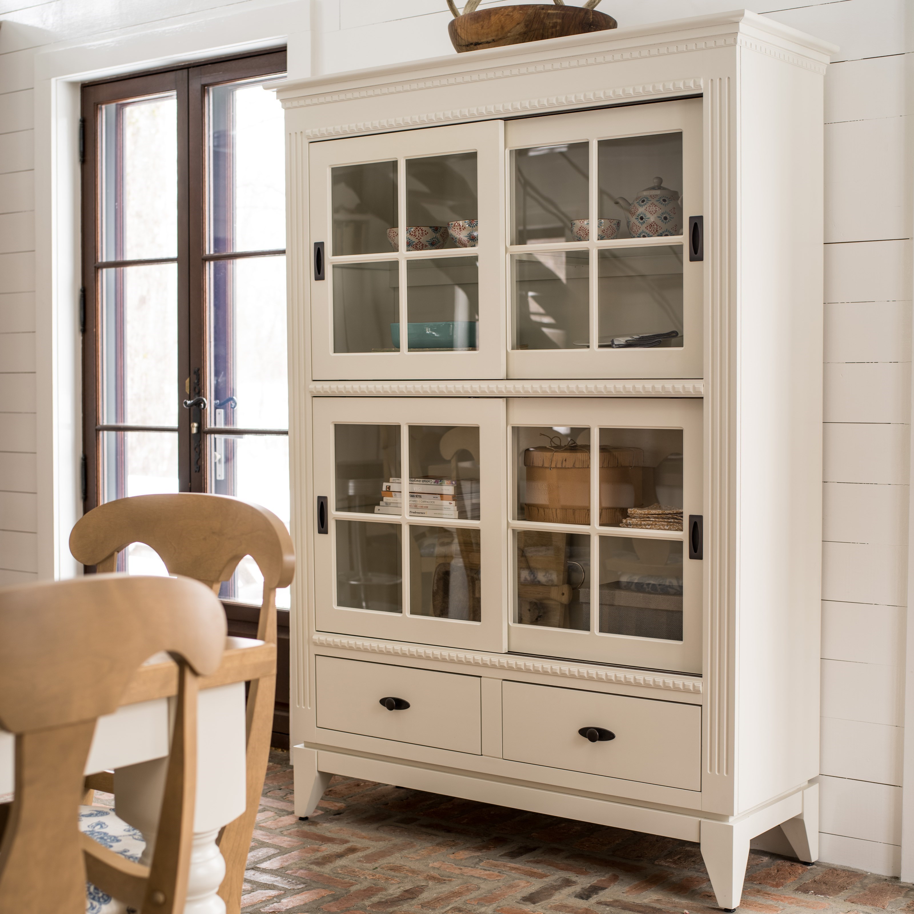China cabinet sale sideboard